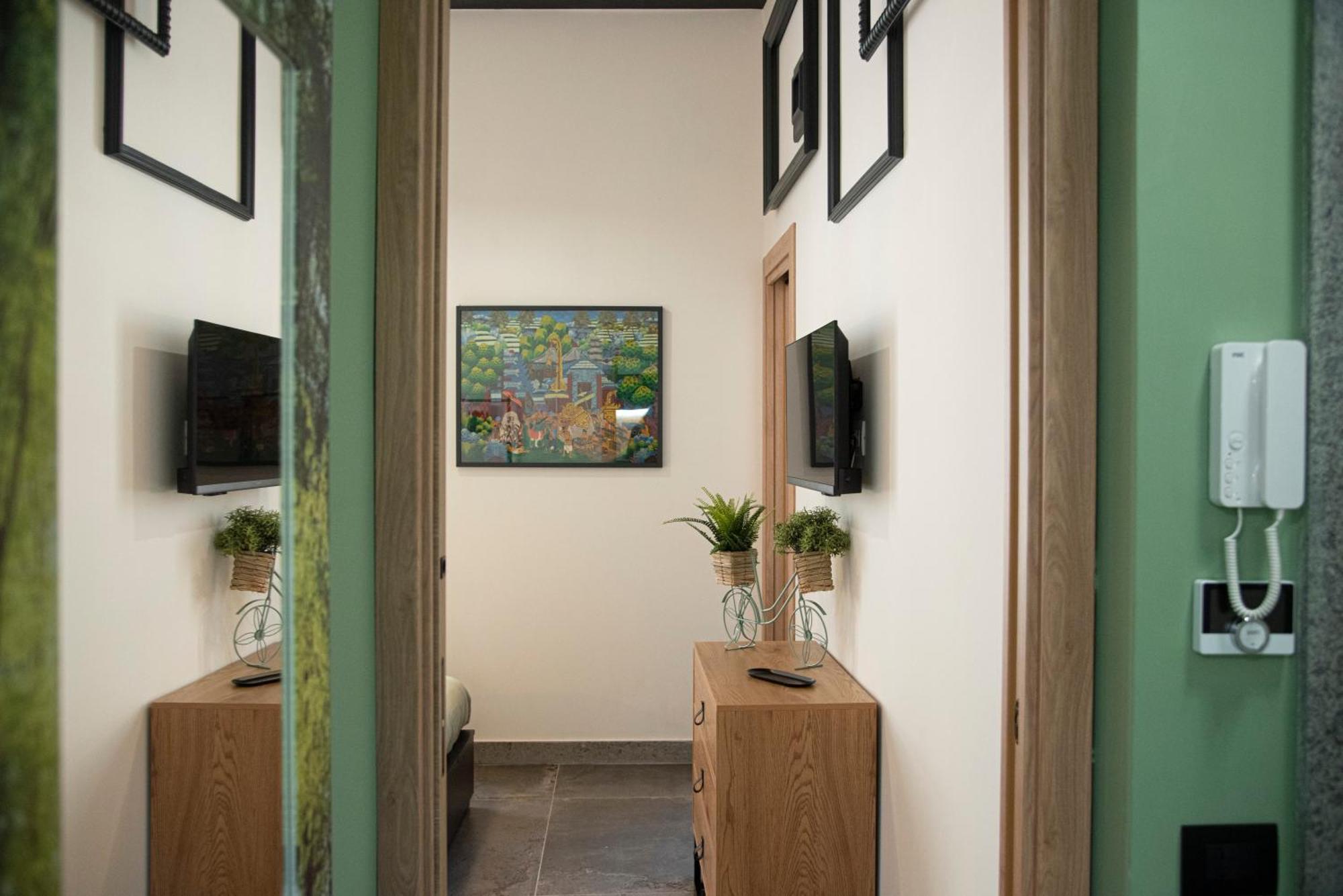 Vatican Boutique Apartment With St Peters Dome View Рим Екстериор снимка
