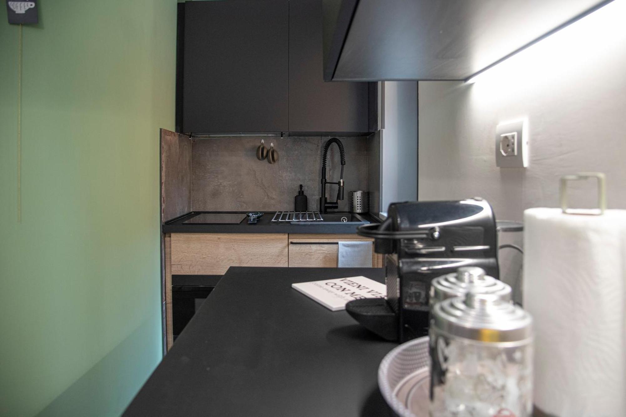 Vatican Boutique Apartment With St Peters Dome View Рим Екстериор снимка